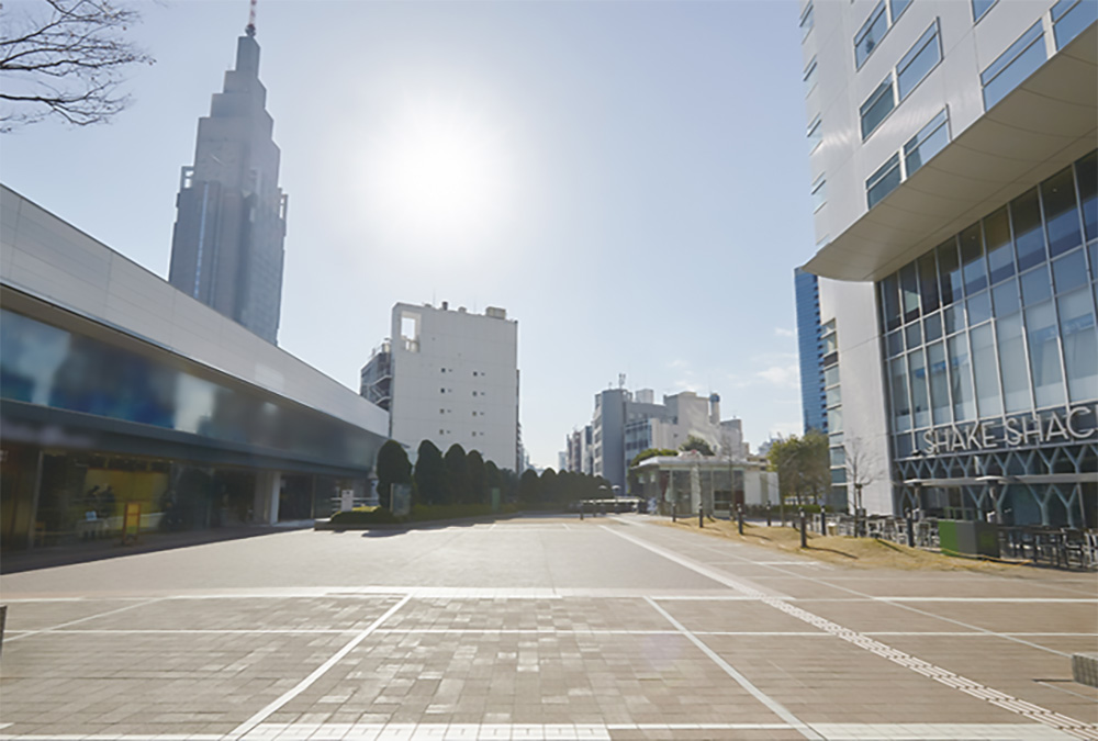 新宿サザンテラス広場